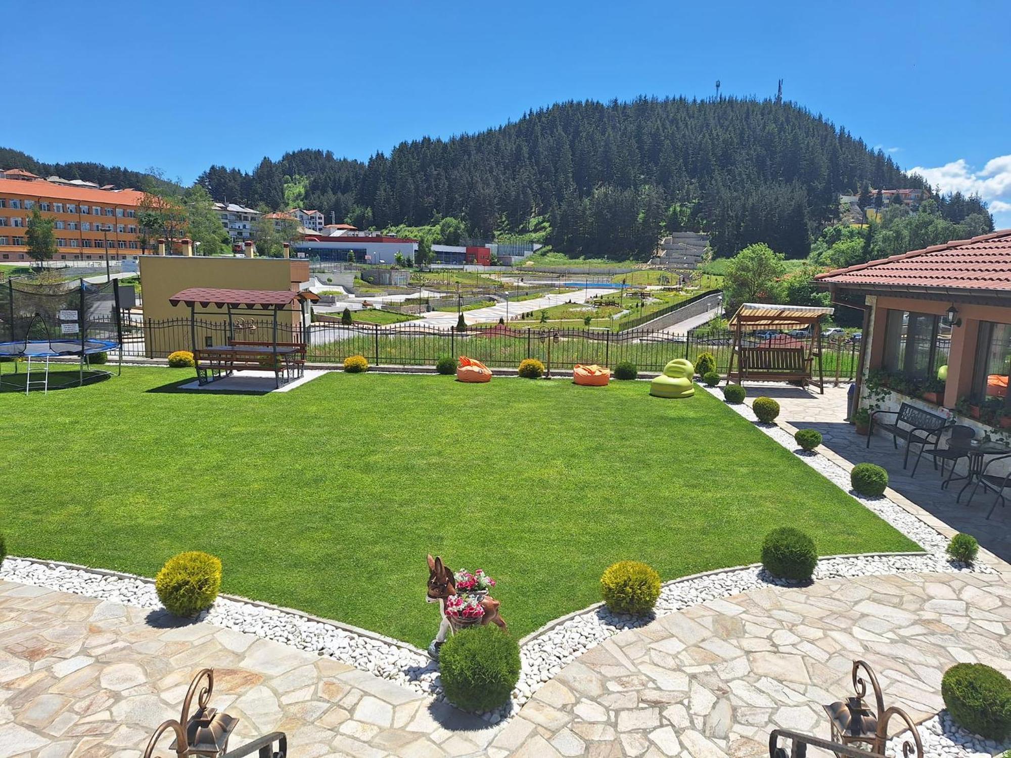 Hotel Perla à Dospat Extérieur photo