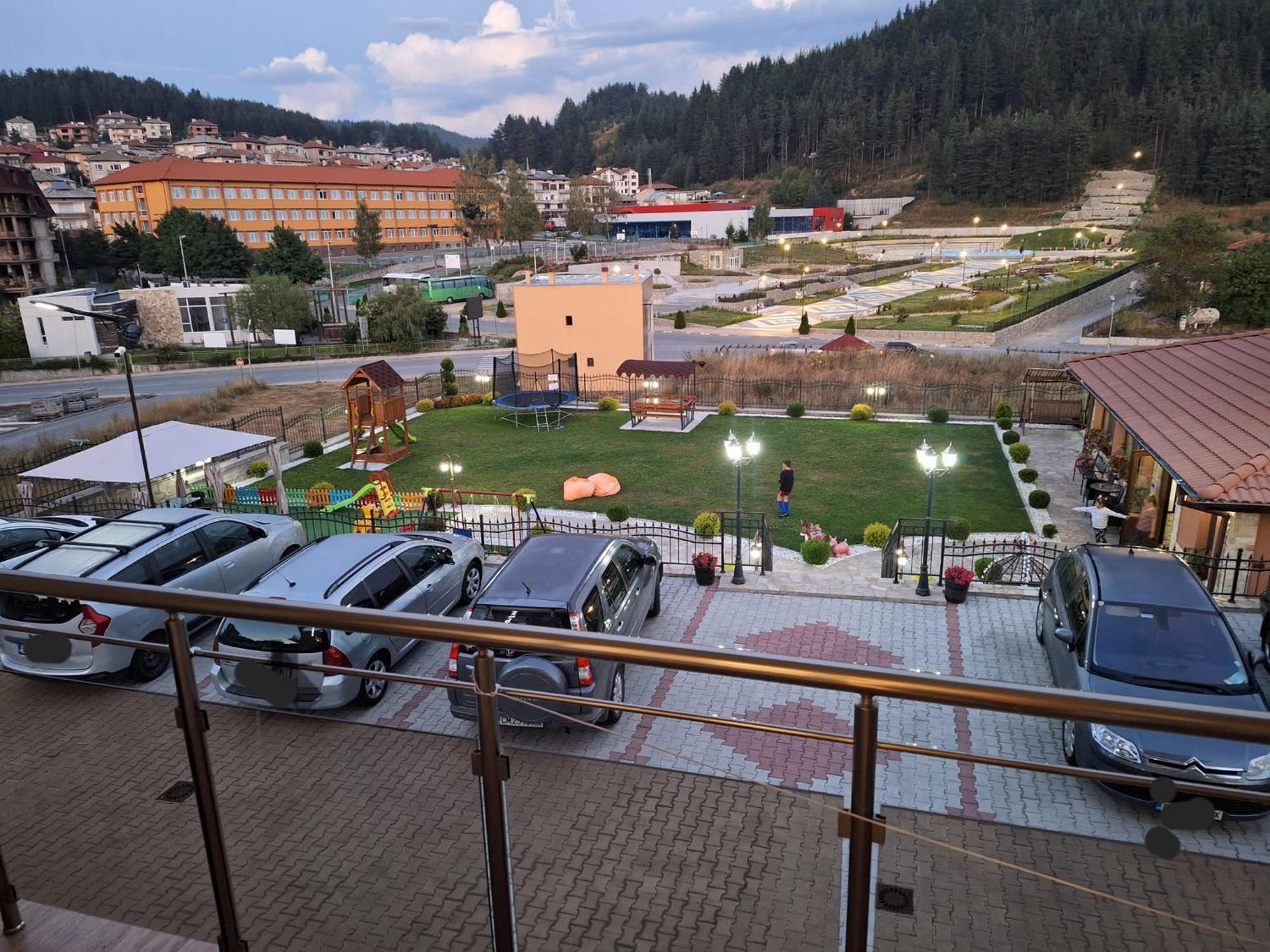 Hotel Perla à Dospat Extérieur photo