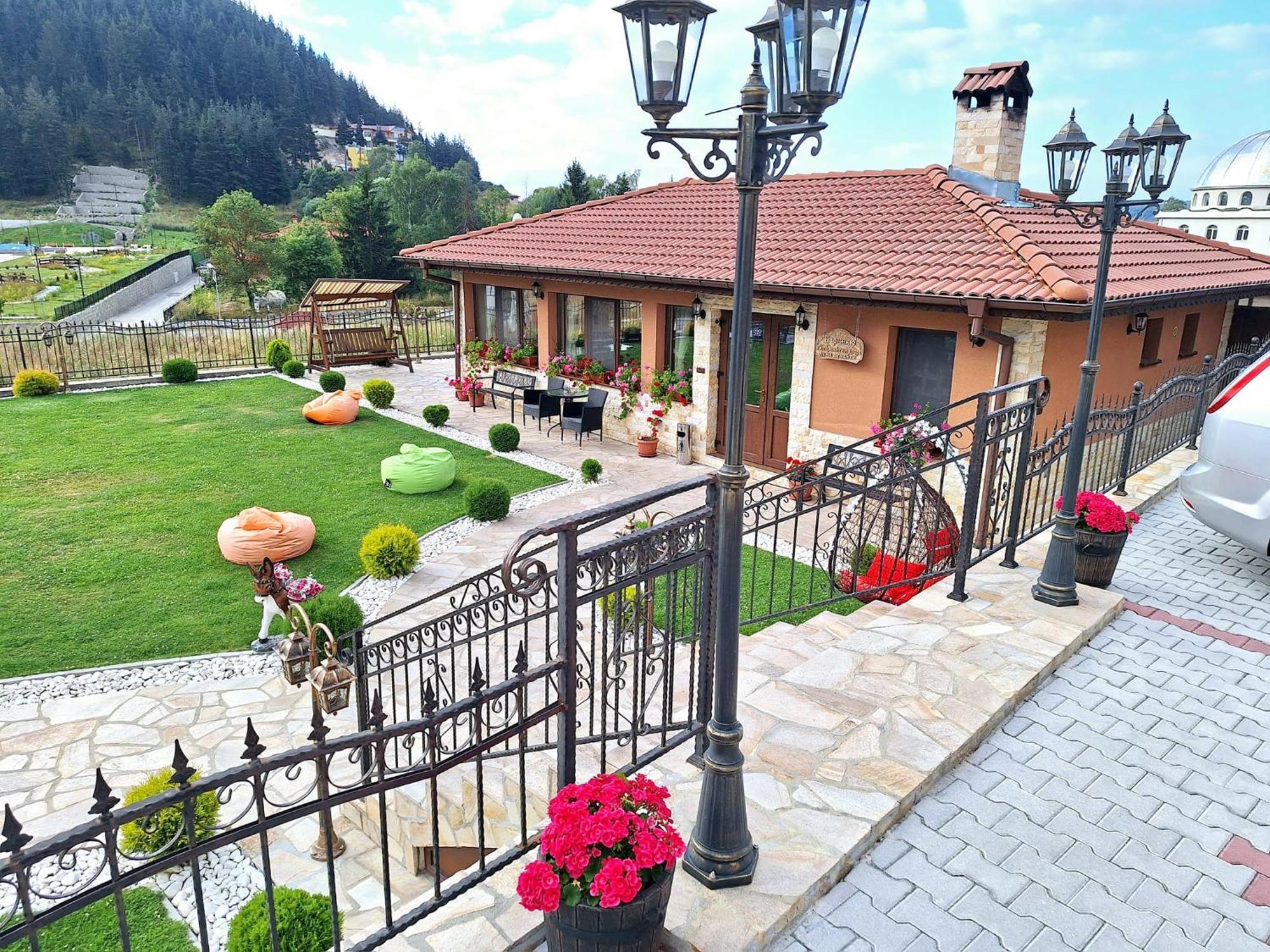 Hotel Perla à Dospat Extérieur photo