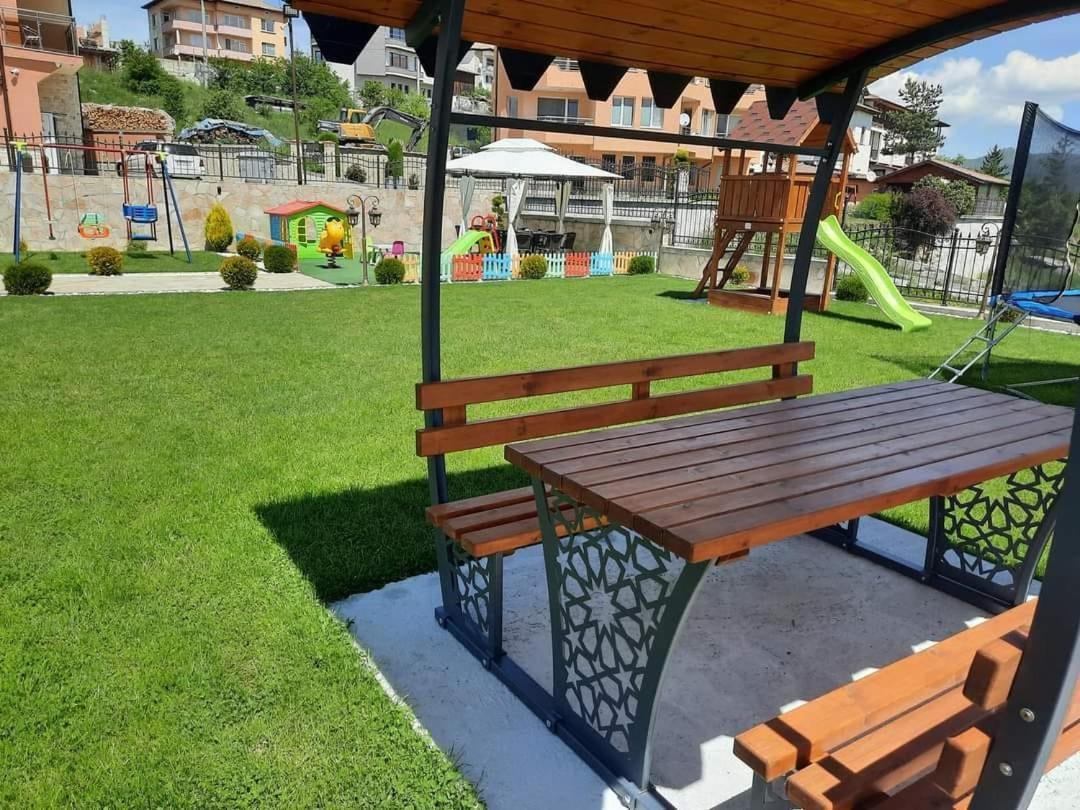 Hotel Perla à Dospat Extérieur photo
